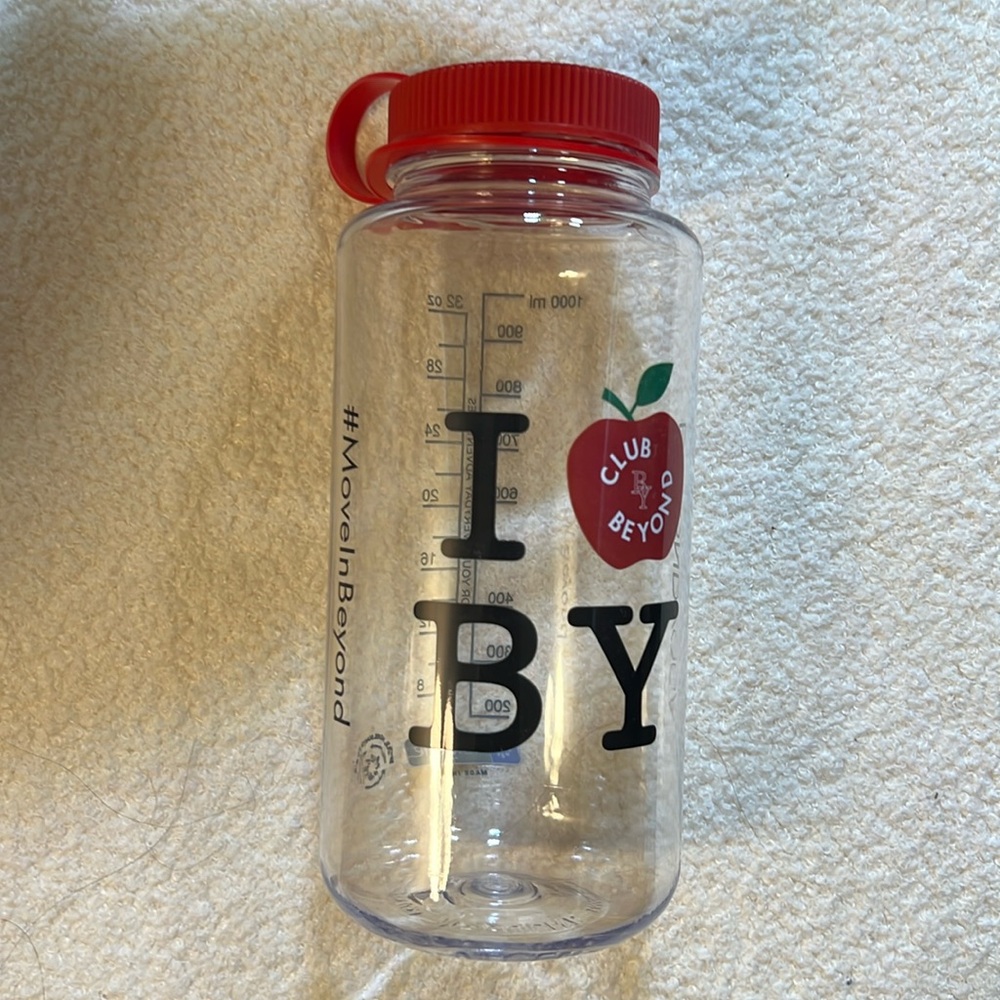 Beyond Yoga Water Bottle - Picture 1 of 2